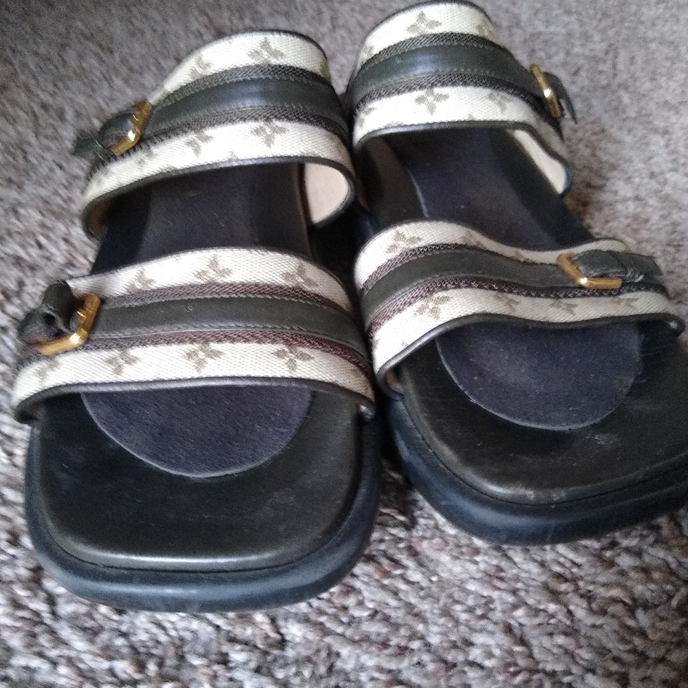 Louis Vuitton Sandals